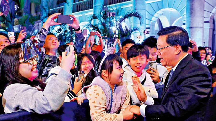 特首專訪﹕砥礪前行共建美好家園