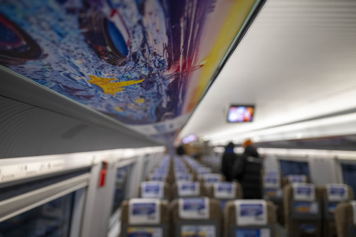 This photo taken on Jan 4, 2026 shows an interior view of the bullet train No G1276, the first themed high-speed train of the Harbin Ice-Snow World. [Photo/Xinhua]