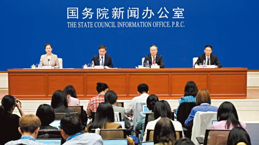 大公社評｜人行政策「組合拳」　有利轉型振信心