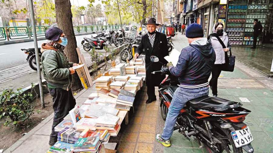 美軍航母駛向中東　不排除24小時內襲伊朗