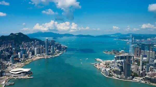 李家超促巴拿馬政府尊重合約精神