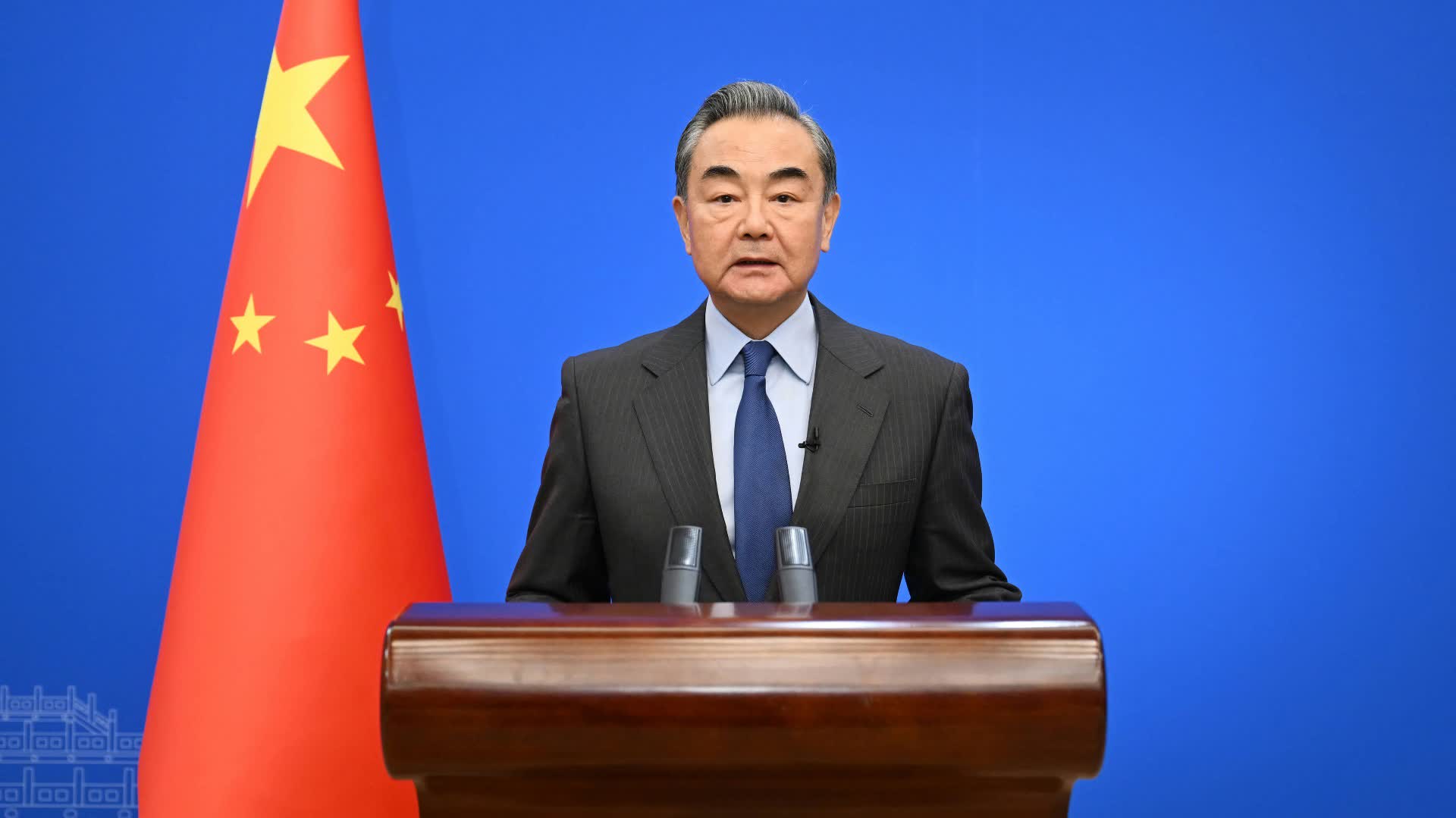 王毅:現在要警惕日本最近出現的危險動向