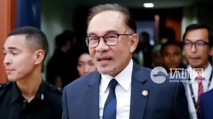 （有片）「恭喜發財！」馬來西亞總理安瓦爾選用劉德華歌曲送新春祝福