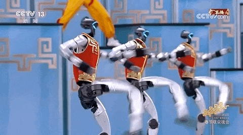 春晚機器人「絲滑」武術秀驚艷台胞