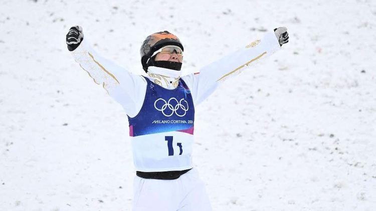冬奧會｜中國隊奪得米蘭冬奧會自由式滑雪空中技巧混合團體銅牌