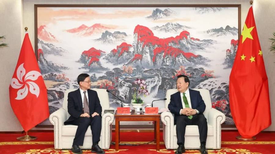 兩會｜夏寶龍會見李家超