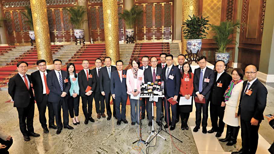 兩會|港區代表:緊密配合特區施政 提升治理效能