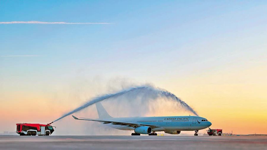 國泰擬上調燃油附加費　增開歐洲航班