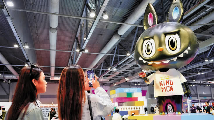 ComplexCon香港開幕 潮人迫爆亞博