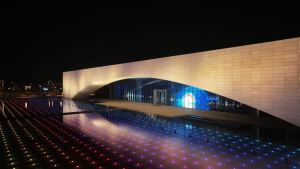 Sci-tech cluster, green development: Xiong'an offers glimpse into China's "City of the Future"