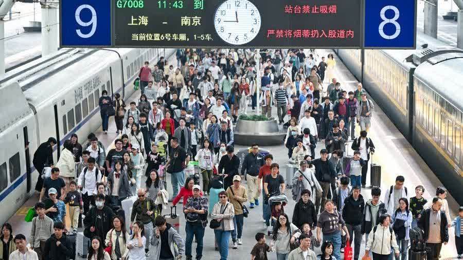 China reports vibrant consumption growth during Qingming Festival holiday