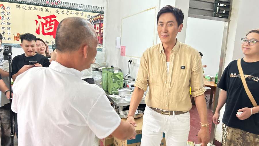 莫氏雞煲爆紅　老闆連勸「別來吃」