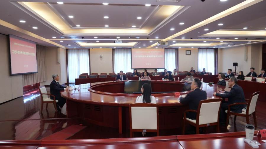 政府常秘及部門首長今起在京研修　楊何蓓茵冀公務員對接「十五五」規劃