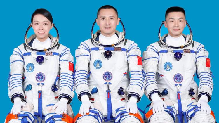 行政長官祝賀香港載荷專家參與神舟二十三號載人飛行任務（附圖）