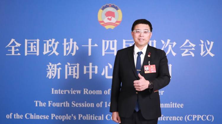 莊紫祥 | 香江巾幗逐夢蒼穹　港人報國再啟新篇
