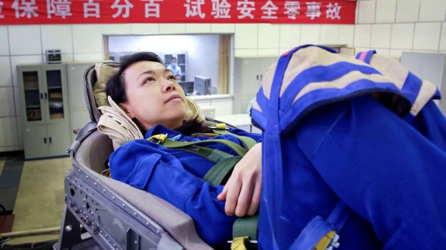 董吳玲玲｜神舟逐夢啟新程　播撒星火育青年