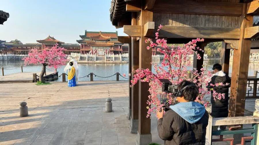 China's web novels, micro dramas, video games integrated into IP value chain