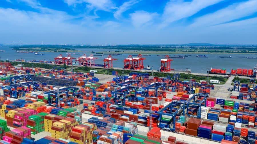 China's economy starts new five-year plan with resilience, new growth drivers