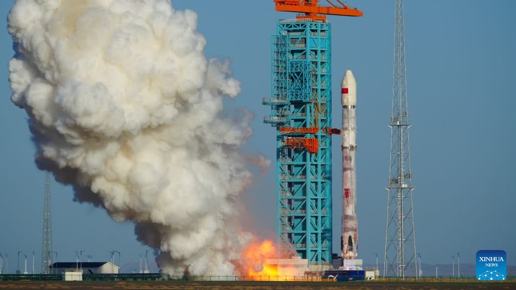China launches Zhuque-3, achieving its first rocket recovery on land