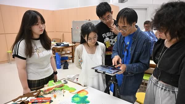 館藏引路　開新角度