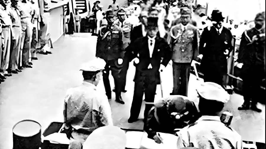 81年前，大公報記者親眼見證日本投降，寫下傳世名篇