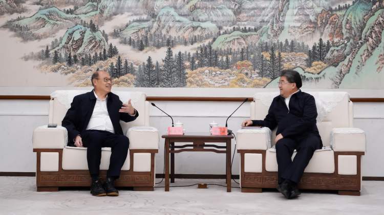 跨越山海，服務國家！理大-新疆兵團-石大合力推動教育、科技和人才發展　共建愛國主義教育基地
