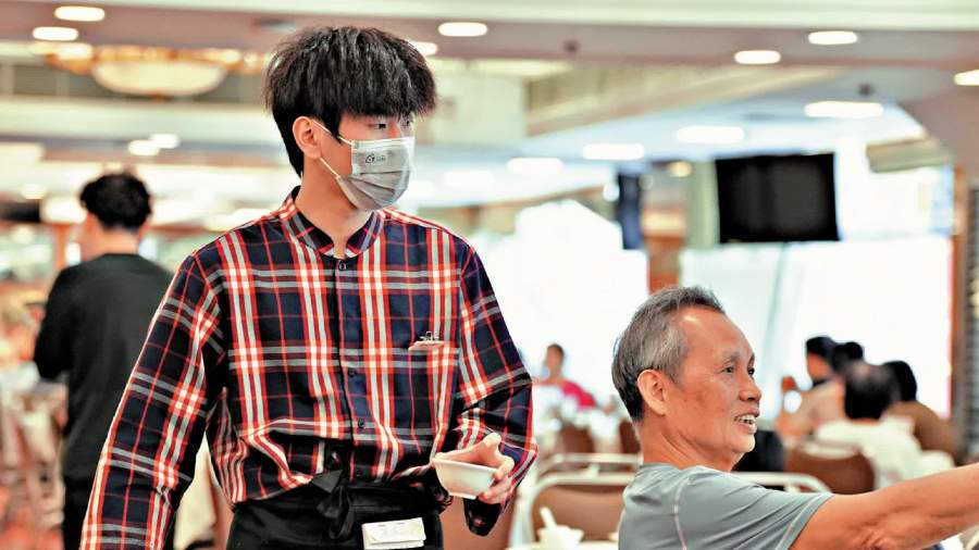 求職透視3｜大公報親身體驗 樓面洗碗一腳踢　部長：請不到本地人