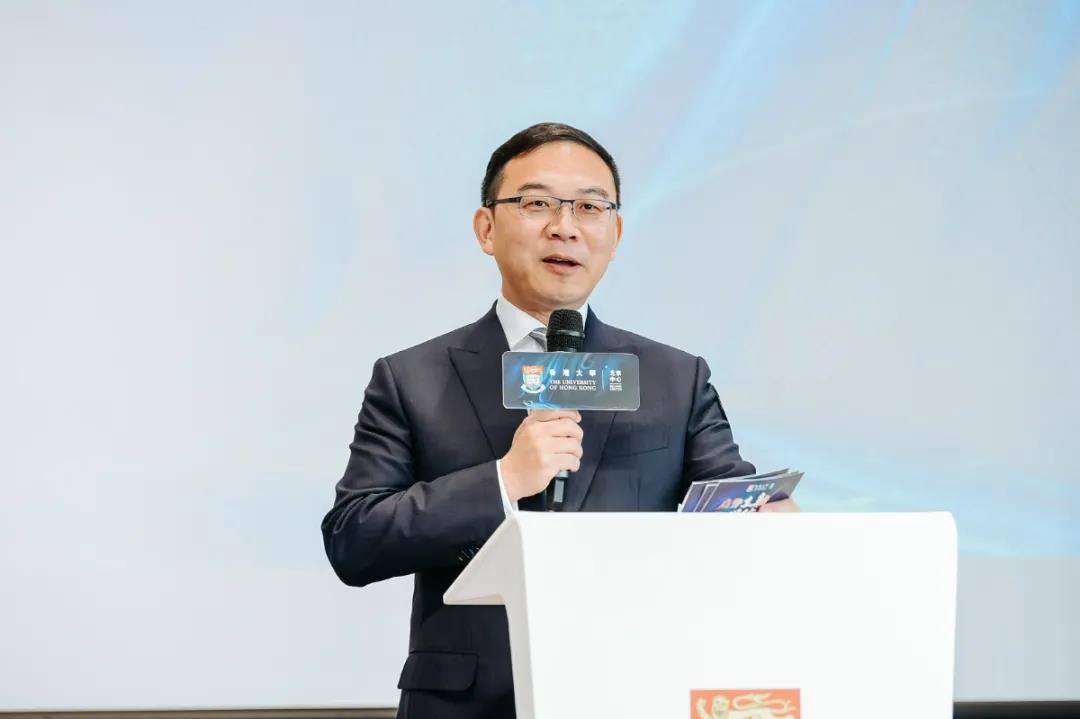 4月9日，香港大學北京中心開幕儀式在北京亞洲金融中心舉行，香港特別行政區政府駐北京辦事處主任梁志仁出席活動並致辭。（大公文匯全媒體記者攝）

