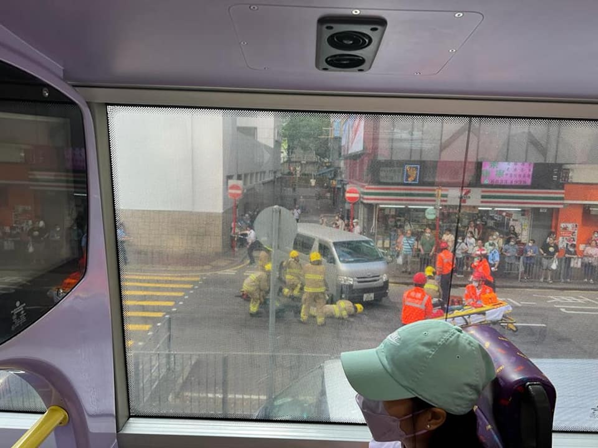 香港仔女子捱撞捲客貨車底 送院搶救不治 香港 大公文匯網