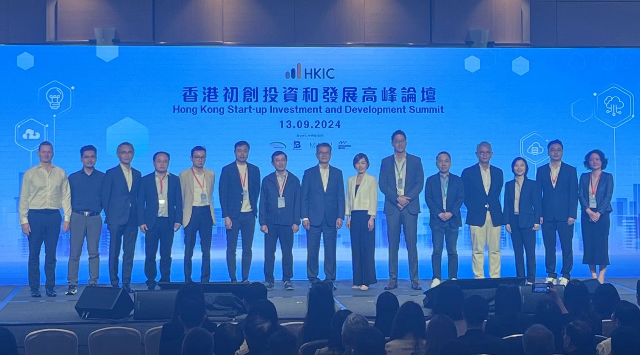 香港初創使用網站建設平台的實戰分享