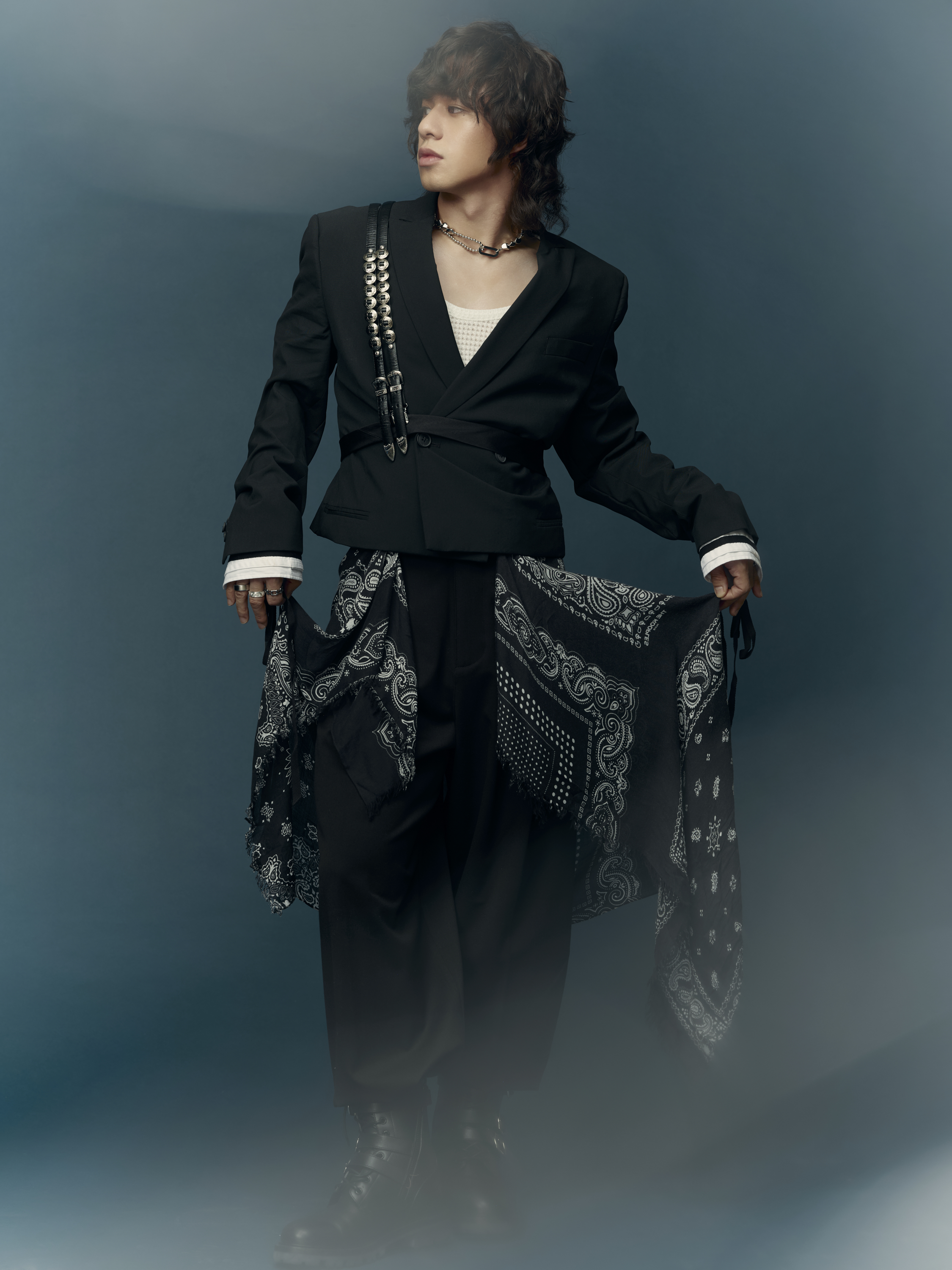 曾比特加盟英皇大晒腹肌預告出新歌轟炸歌迷- 娛樂- 大公文匯網