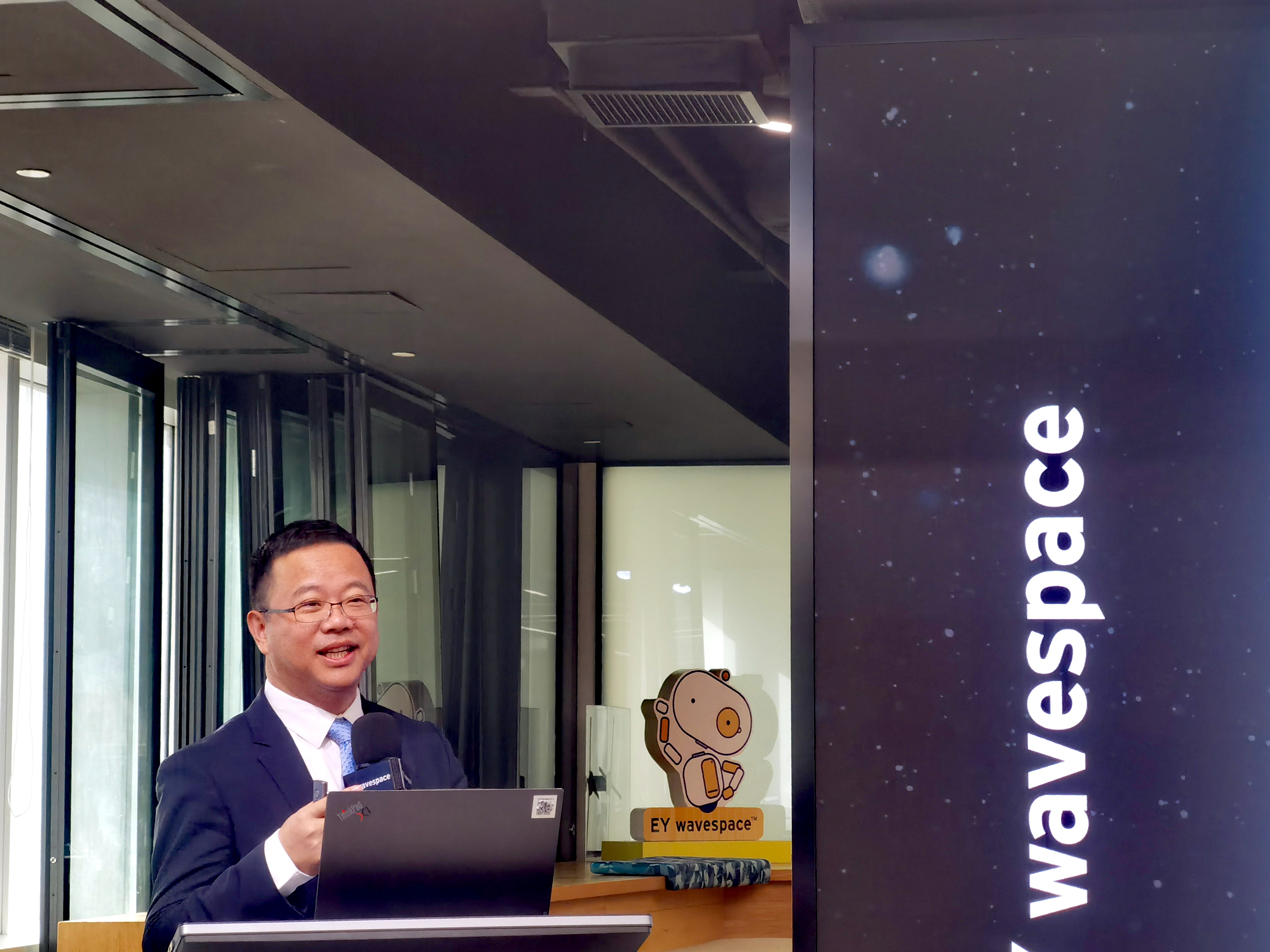 專家解讀｜港交所料持續發揮重要作用助力內地企業「出海」 - 內地- 大公文匯網