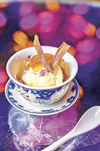 ■燕窩伴薑味意式雪糕及啫喱養顏。