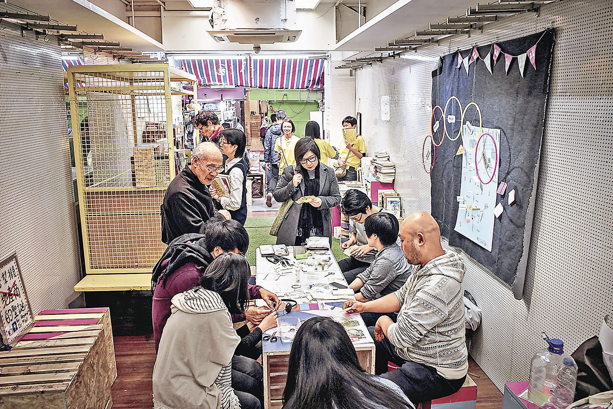 ■「一口舍群」發起的「壹屋計劃」,徵求閒置吉舖供作團體臨時使用。