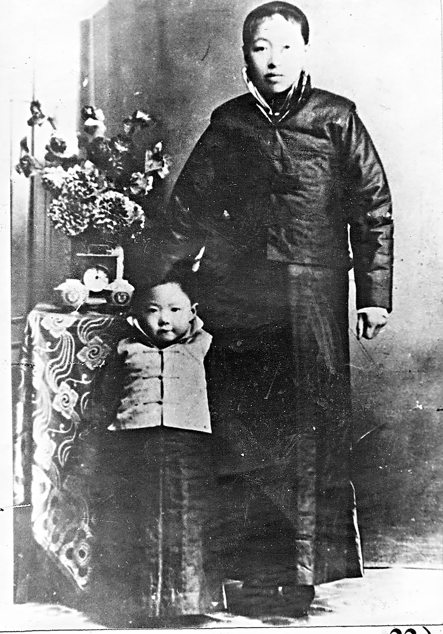 ■蕭紅與生母姜玉蘭。