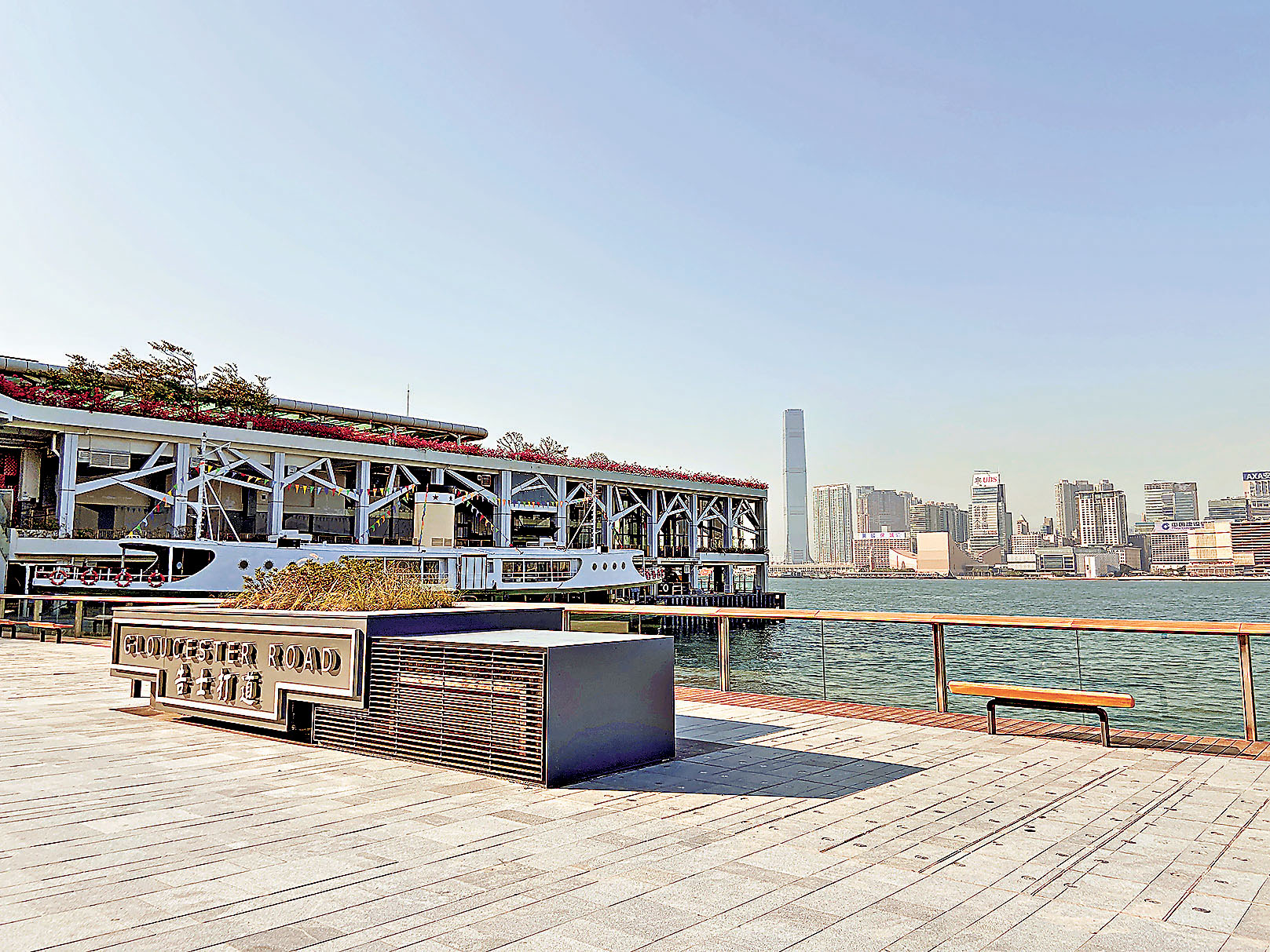 ■灣仔碼頭旁的「渡輪碼頭畔主題區」於11月底進一步開放。