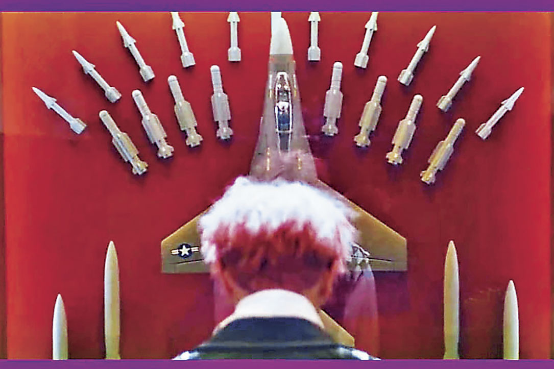 ■有嚮往和平寓意的《Cherry Bomb》。