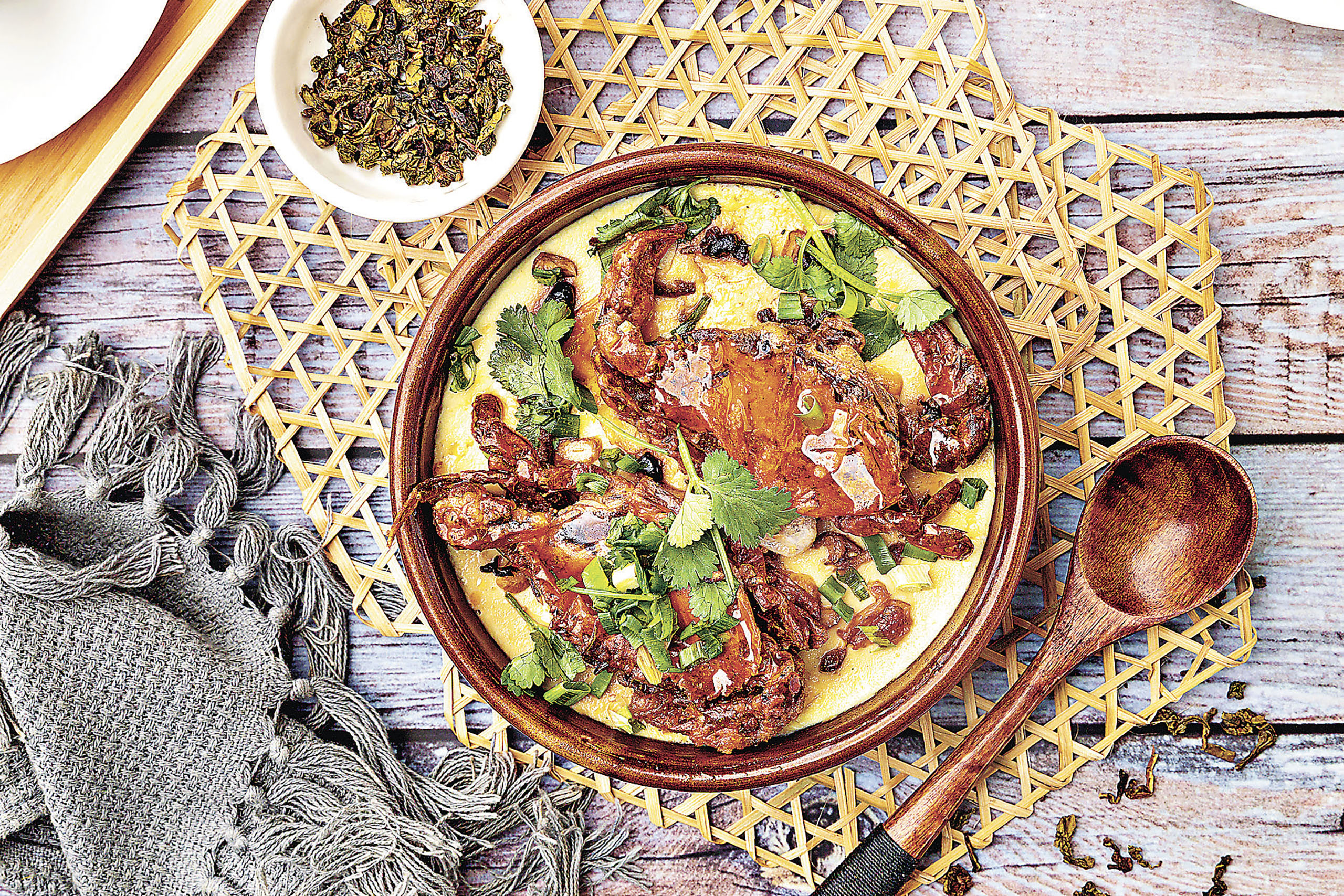 ■台山焗蟹砵。