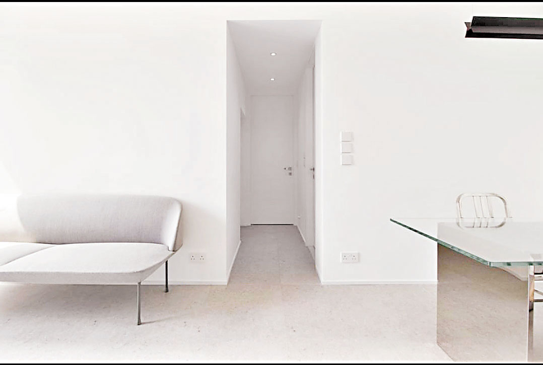 ■客飯廳中間的房間走廊。