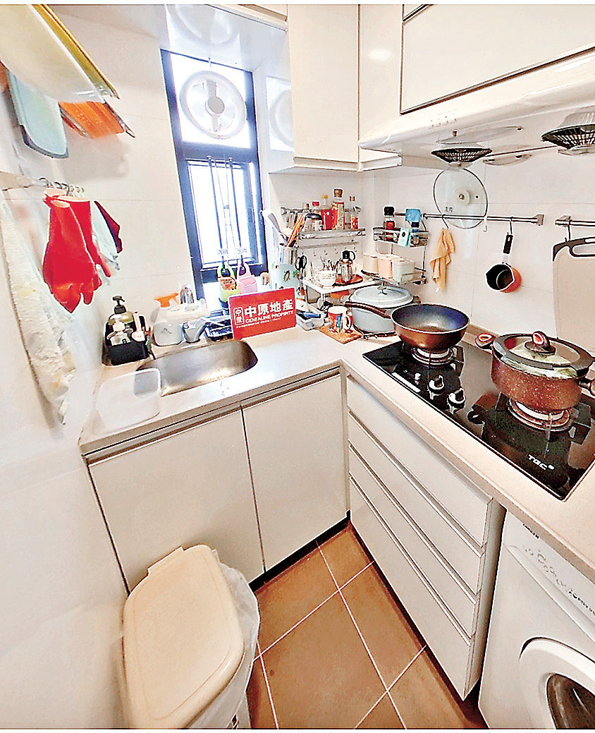 ■廚房五臟俱全。