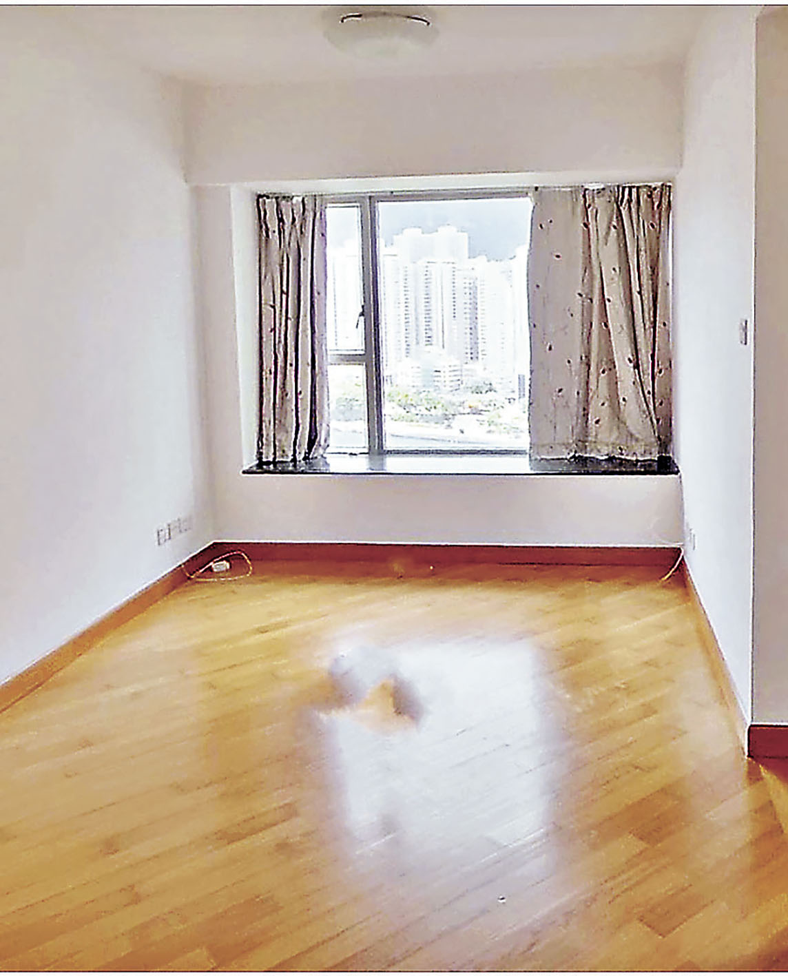 ■長方形大廳。