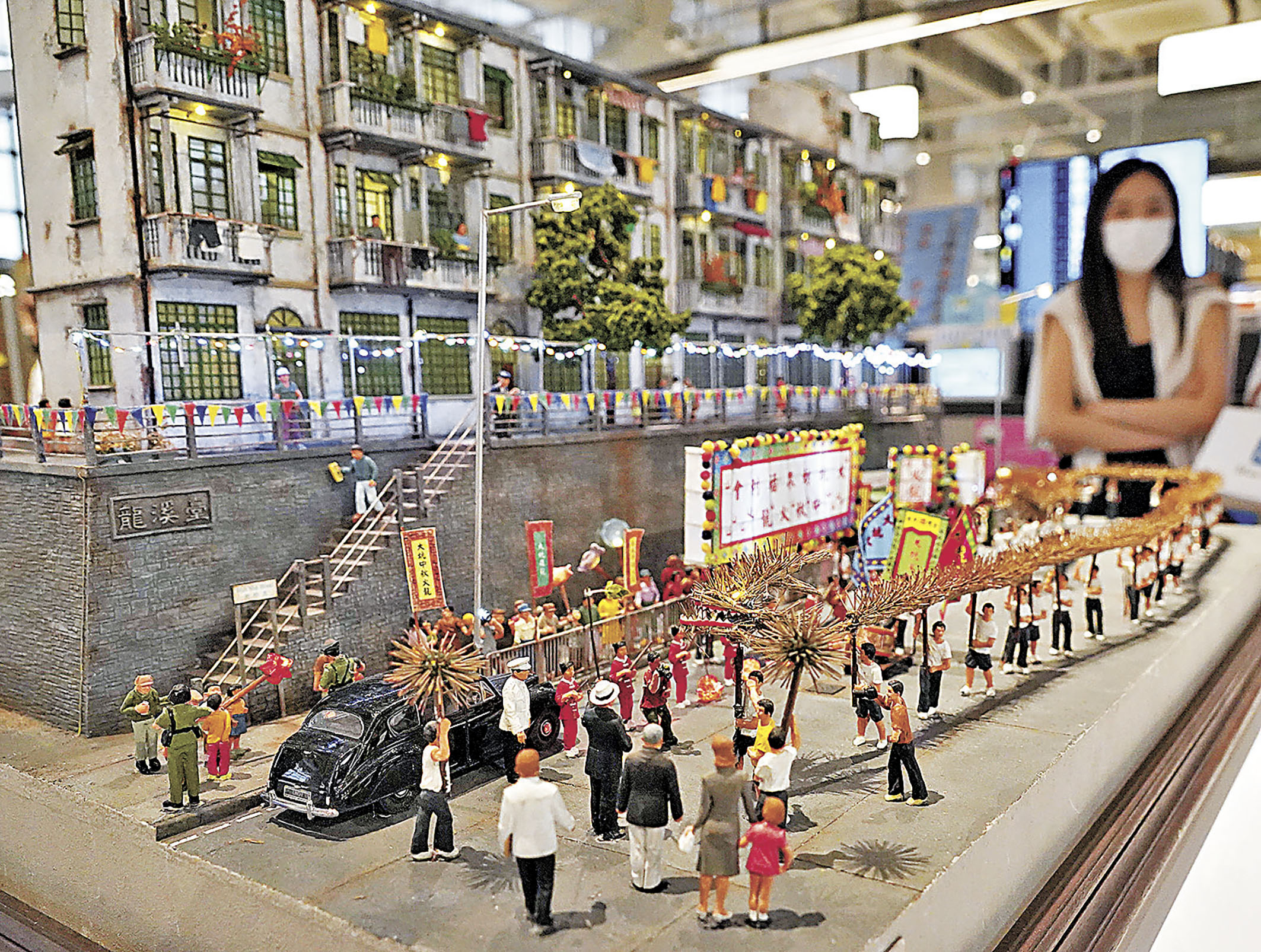 ■大坑舞火龍場景做得栩栩如生。