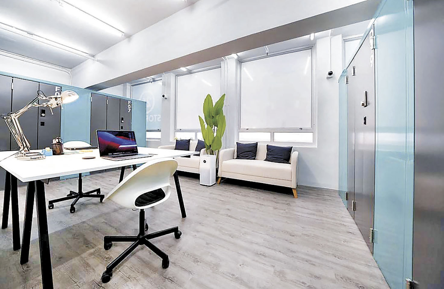 ■24 STORAGE 打破傳統，將儲物、工作、生活集於一身。