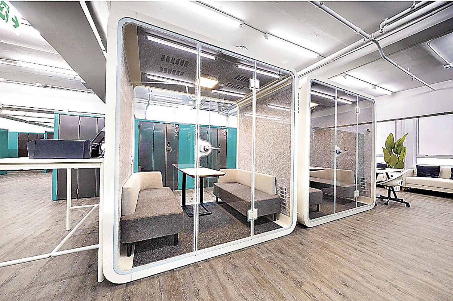 ■24 STORAGE迷你倉提供客人共享工作室。