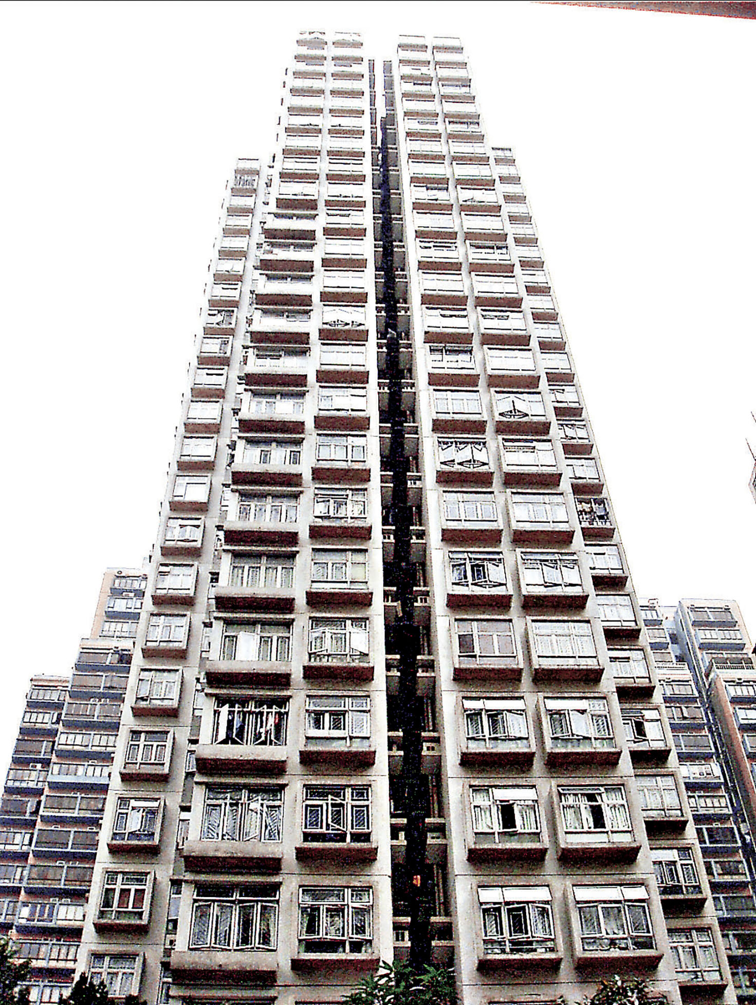 ■西營盤怡豐閣鄰近港鐵西營盤站。