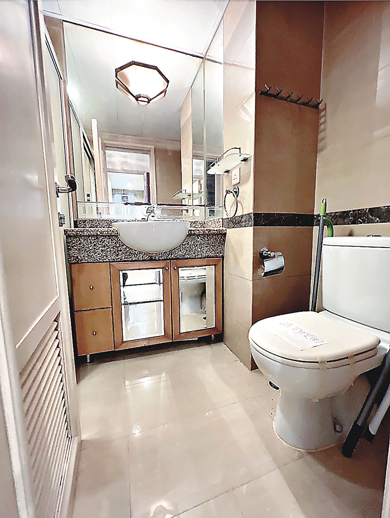 ■廁所闊落，不會有壓迫感。