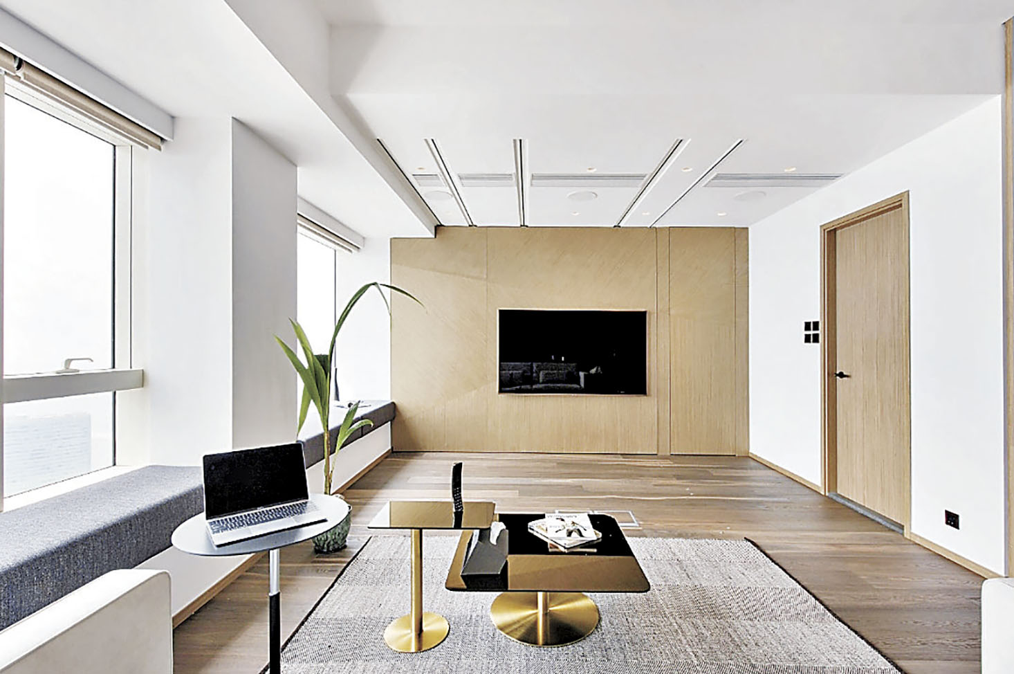 ■電視牆可前後推移，輕輕一推可變出一間隨意房。