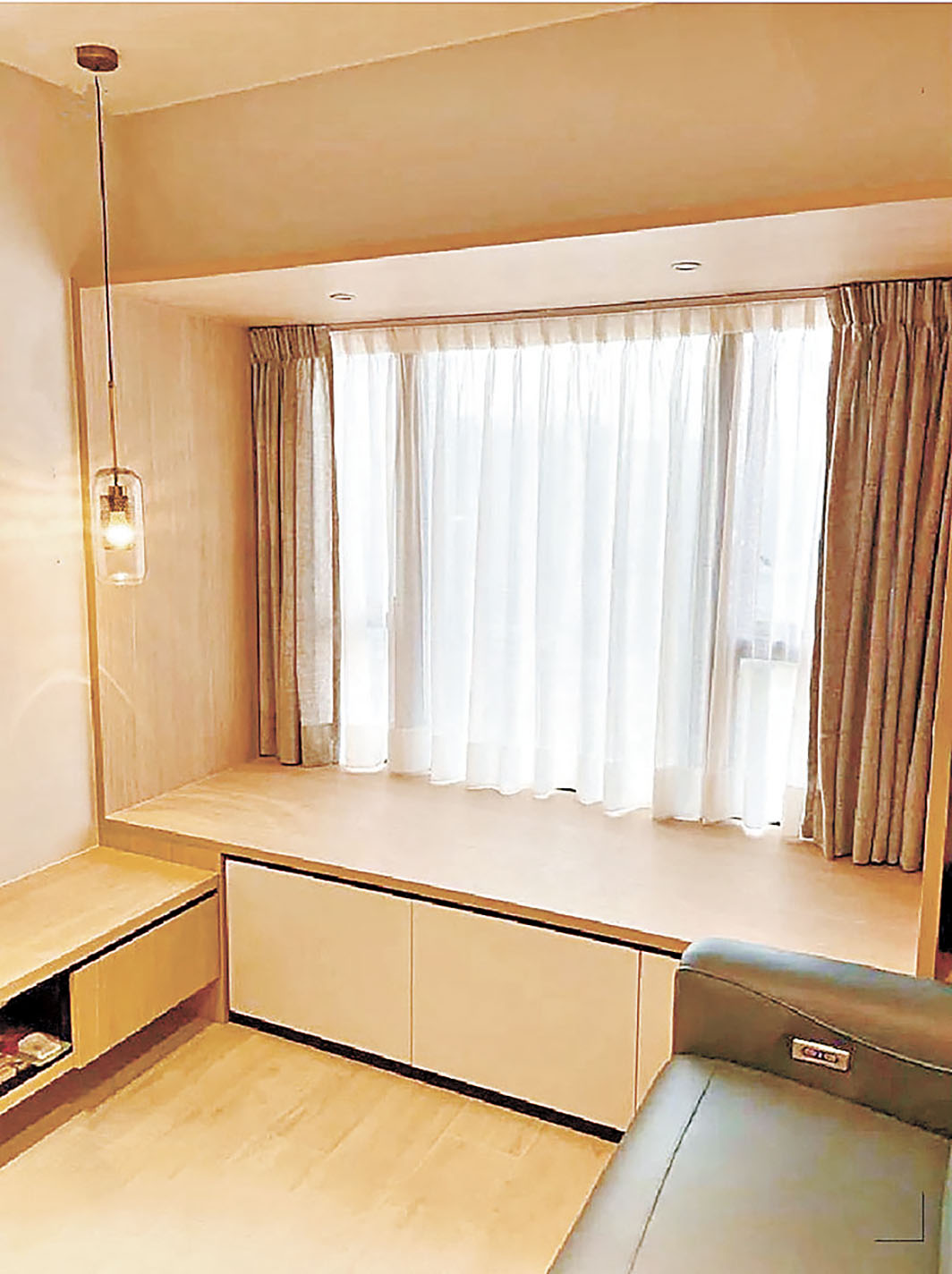 ■紗簾常與布簾作配搭，以提升窗簾層次感，亦作調光之用。