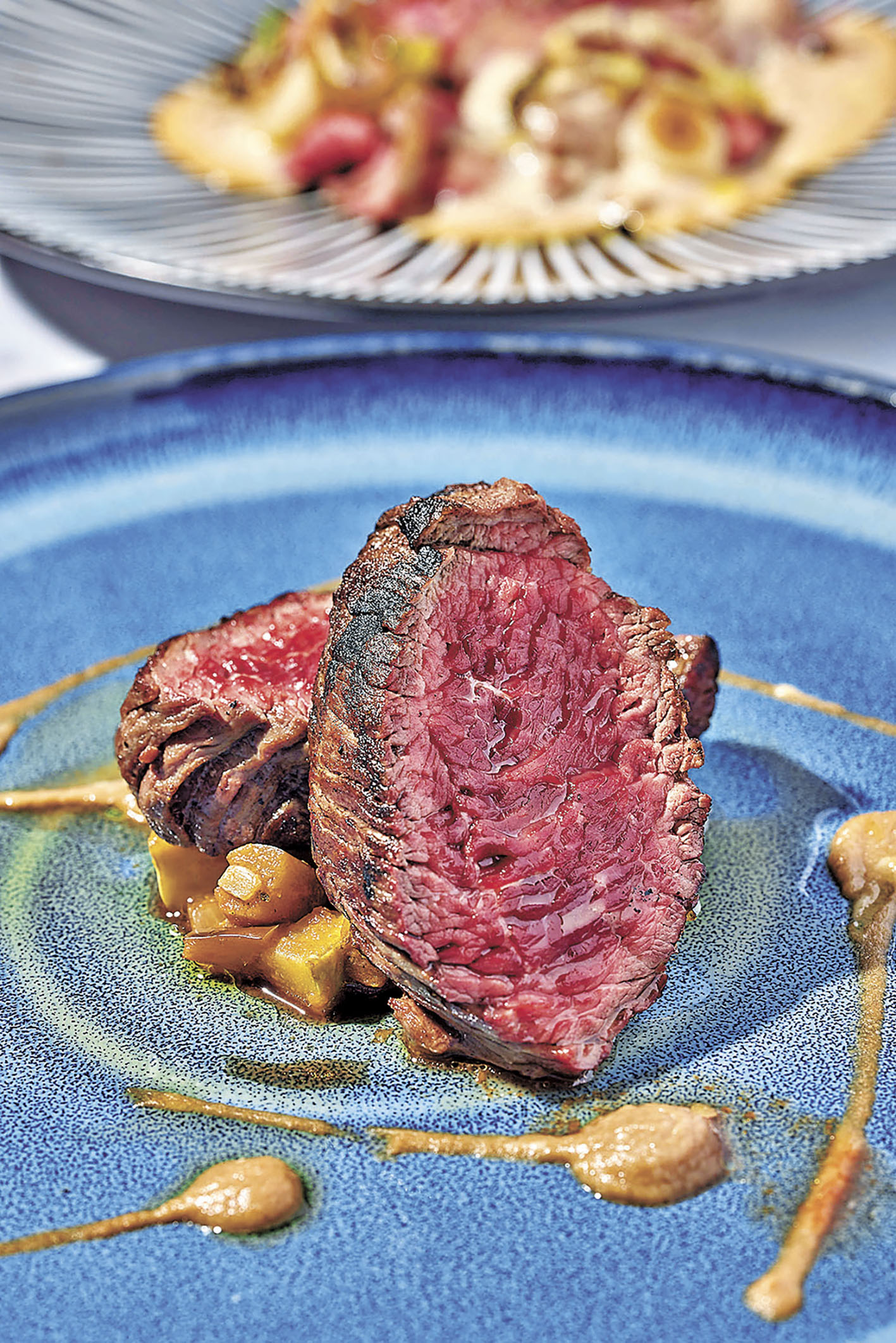 ■主菜小牛柳。