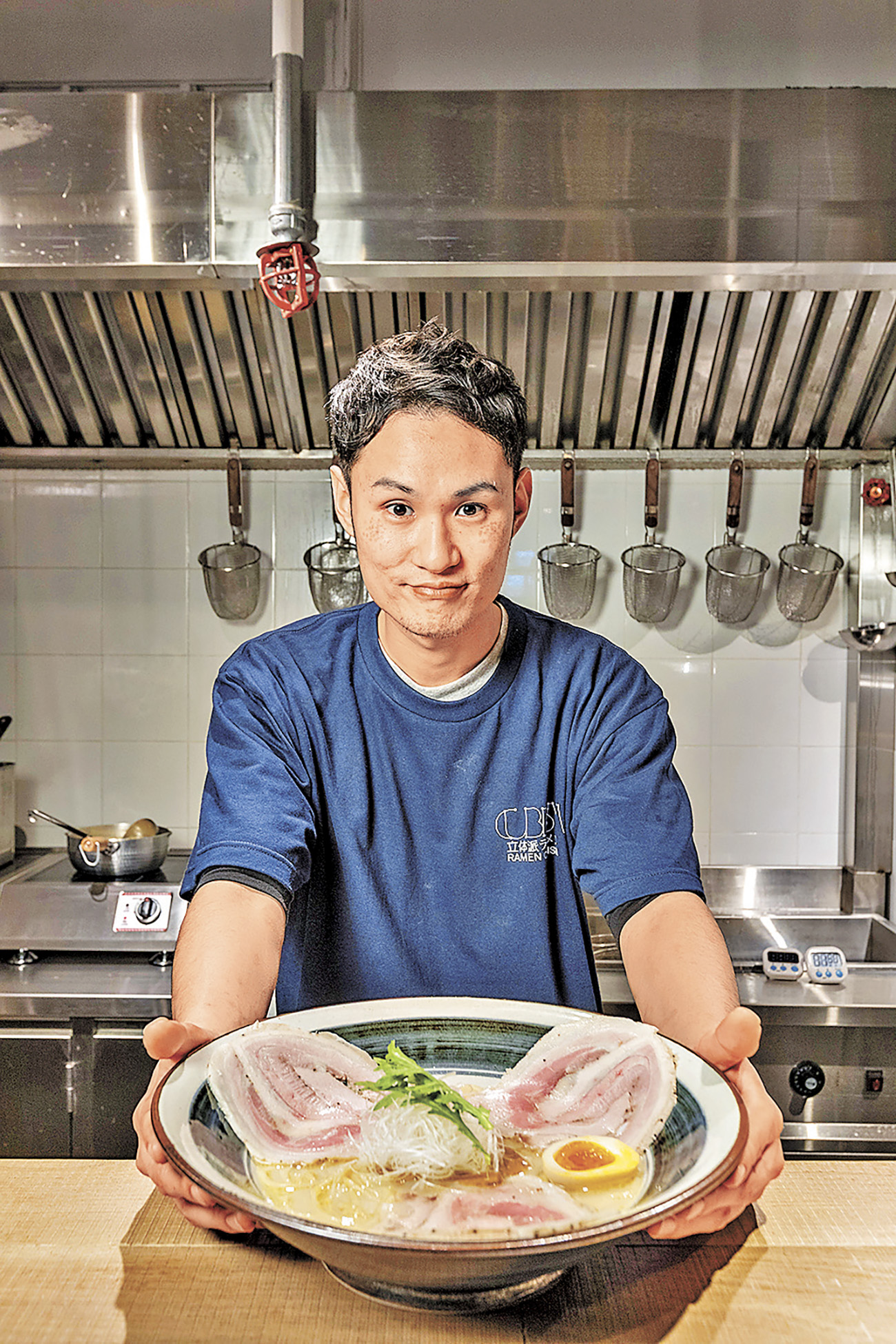 ■拉麵大師林隆臣自創拉麵。